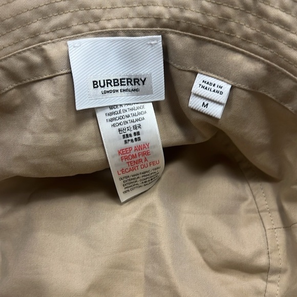 Burberry Kids Check Bucket Hat - Picture 5 of 6
